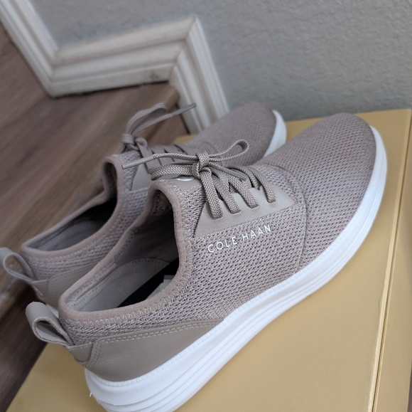 Cole Haan Grandsport Journey Knit Sneaker Men US 8 in Rock Ridge Optic White